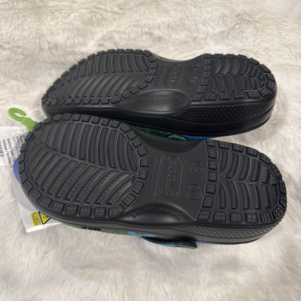 Minecraft Kids' Croc: Meets Adventure!- LIMITED EDITION light up Beach Shoes - Picture 5 of 5